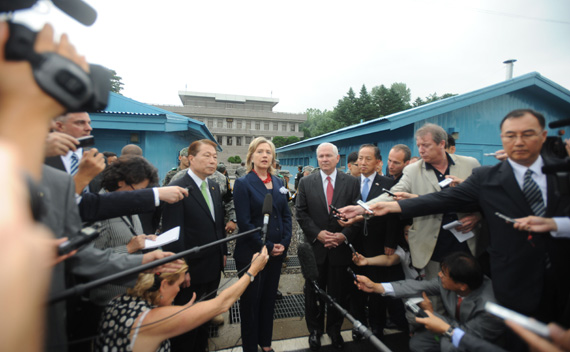 U.S. Secretary of State Hillary Rodham Clinton and U.S. Secretary of Defense Robert M. Gates brief reporters at the Truce Village in Panmunjom, South Korea, on July 21, 2010 (Courtesy State Department).