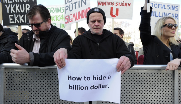  Protests in Iceland over Panama Papers 